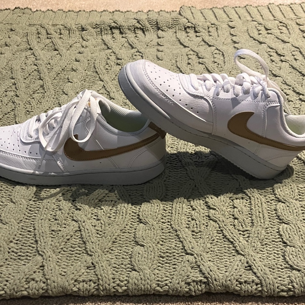 Nike White and Gold Athletic Shoes